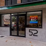 Studio Completo C Wi-Fi E Varanda No Centro